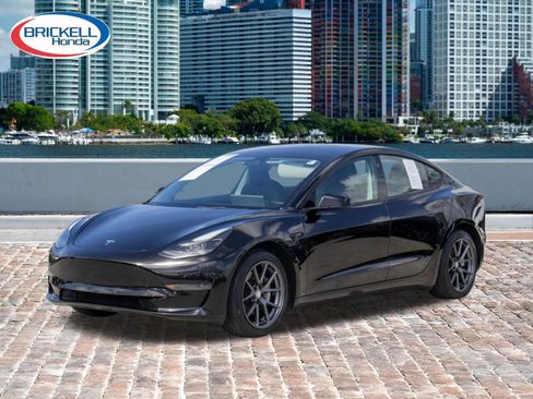 Used 2022 Tesla Model 3 RWD image 1