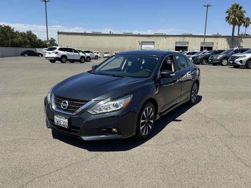 Used 2016 Nissan Altima 2.5 SL FWD image 5
