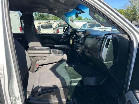 Used 2018 Chevrolet Silverado 1500 LT w/ All Star Edition image 18