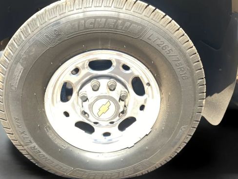 Used 2004 Chevrolet Silverado 2500 LT RWD image 40
