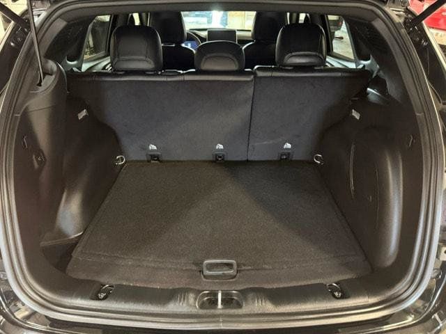 Certified 2025 Jeep Compass Trailhawk w/ Trailhawk Elite Group AWD/4WD image 28