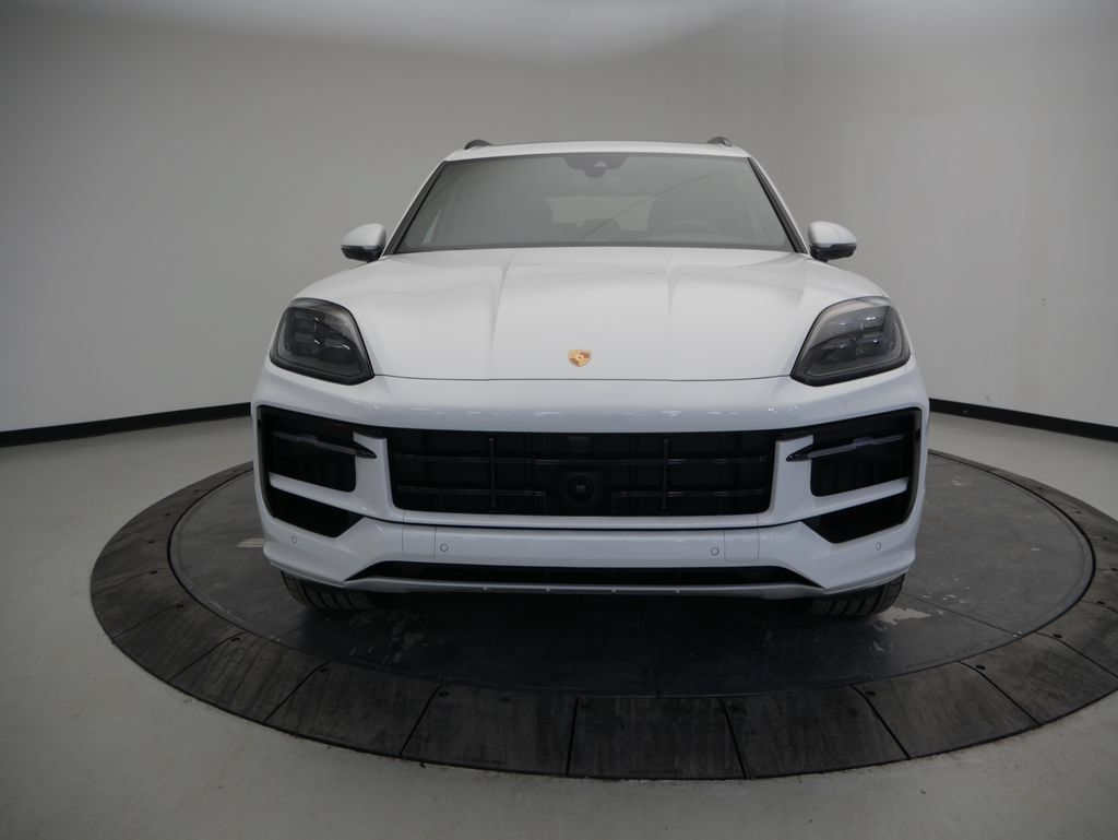 Certified 2026 Porsche Cayenne AWD/4WD image 10
