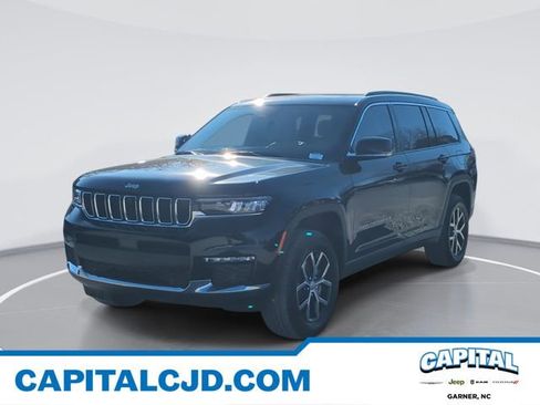 New 2025 Jeep Grand Cherokee L Limited w/ Luxury Tech Group II AWD/4WD image 1