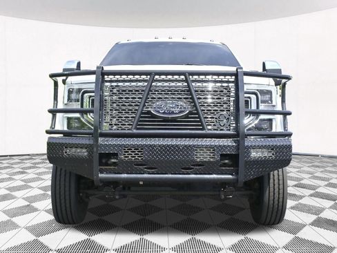 Used 2020 Ford F450 Platinum w/ FX4 Off-Road Package image 25