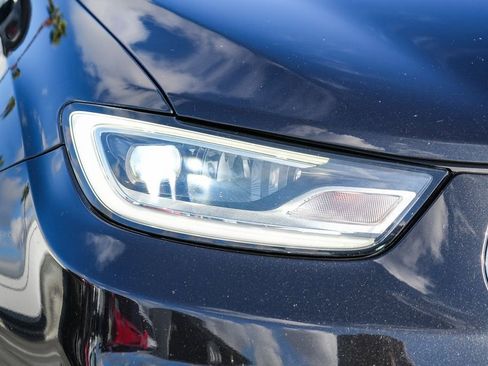 Certified 2024 Chrysler Pacifica Select image 5