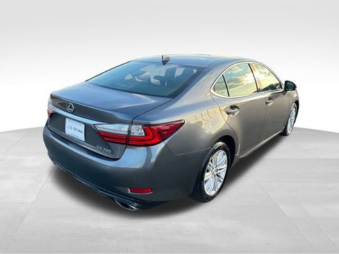 Used 2017 Lexus ES 350 image 5