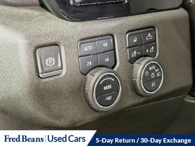Used 2023 Chevrolet Silverado 1500 High Country w/ High Country Premium Package AWD/4WD image 17