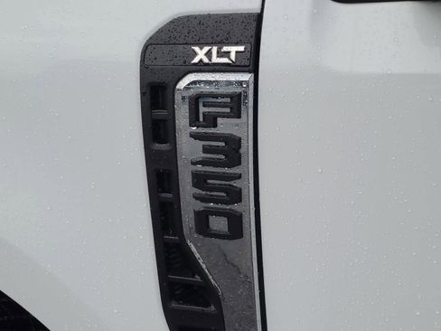Used 2023 Ford F350 XLT w/ FX4 Off-Road Package image 15
