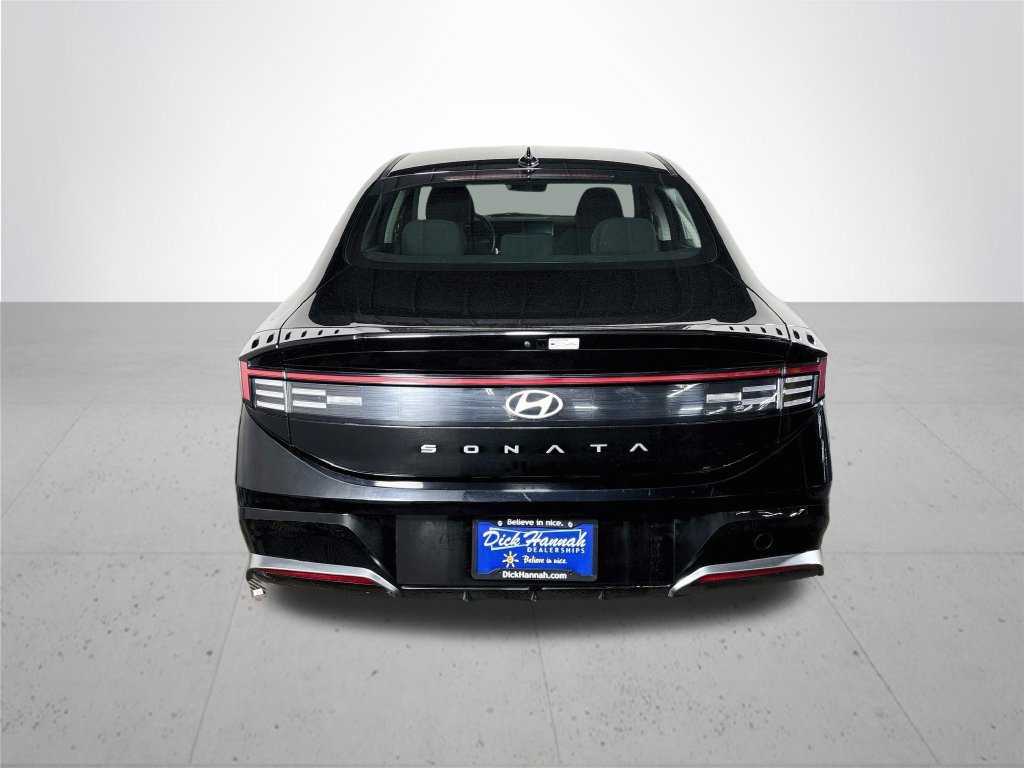 Used 2025 Hyundai Sonata SEL FWD image 7