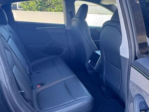 Used 2026 Tesla Model Y 2WD image 8