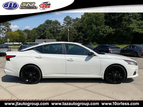 Used 2019 Nissan Altima 2.5 SR w/ SR Premium Package FWD image 8