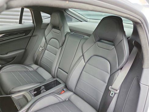 New 2026 Porsche Panamera GTS image 16