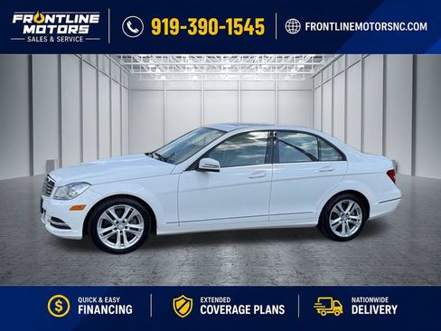Used 2013 Mercedes-Benz C 300 4MATIC Sedan image 4