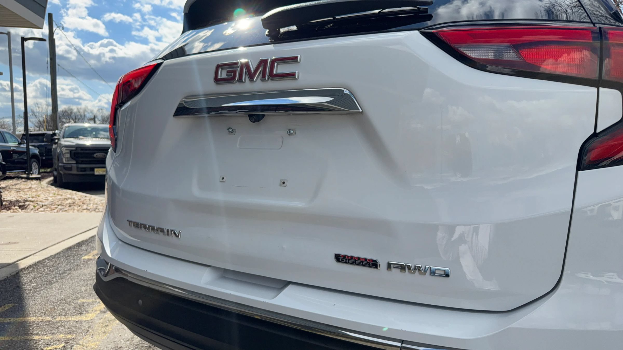 Used 2018 GMC Terrain SLT w/ Infotainment Package II AWD/4WD image 33