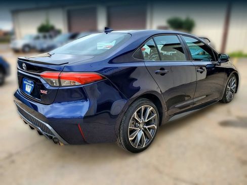 Used 2020 Toyota Corolla XSE FWD image 16