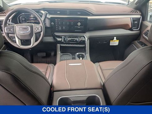 New 2025 GMC Sierra 3500 Denali w/ Denali Reserve Package image 32