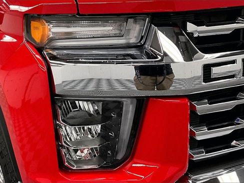 Used 2023 Chevrolet Silverado 3500 LTZ image 32