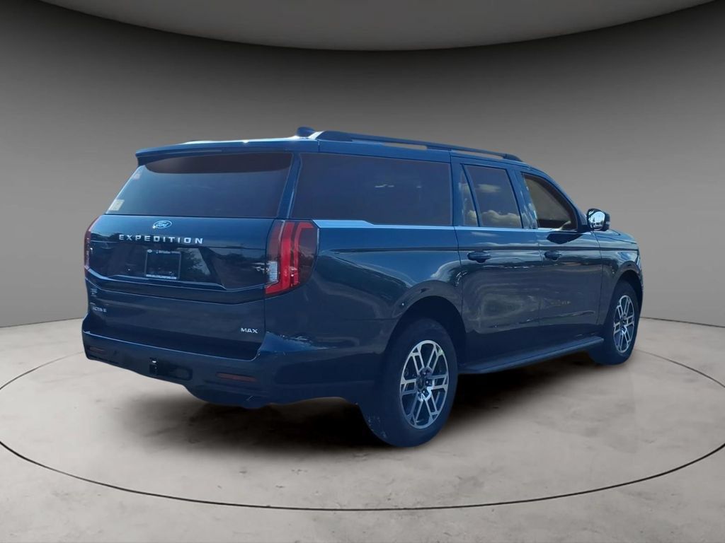 New 2026 Ford Expedition Max Active AWD/4WD image 9
