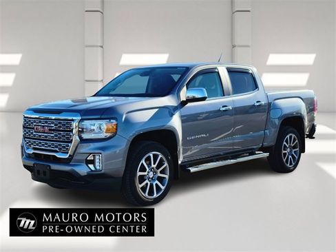 Used 2021 GMC Canyon Denali image 7