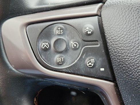 Used 2023 GMC Terrain AT4 image 18