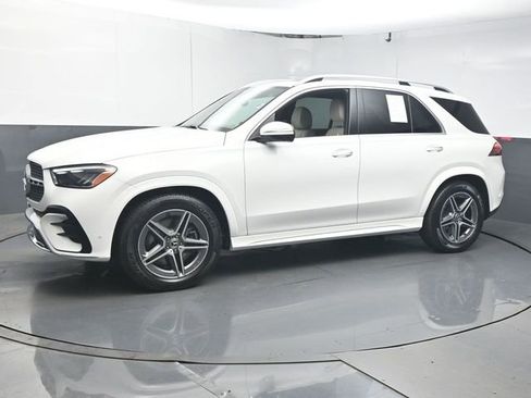 Used 2026 Mercedes-Benz GLE 450 4MATIC image 4