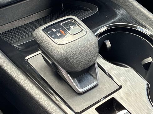 Used 2025 Nissan Rogue SV AWD/4WD image 34