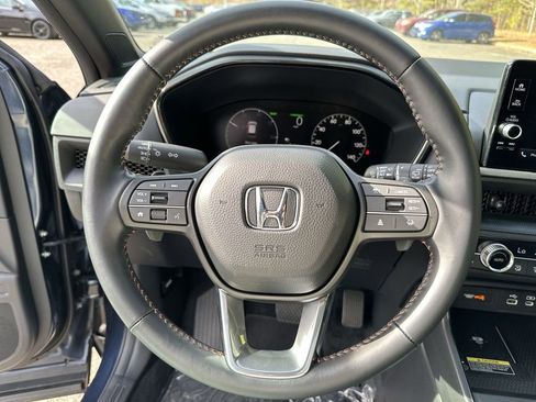 Used 2025 Honda CR-V Sport-L image 11
