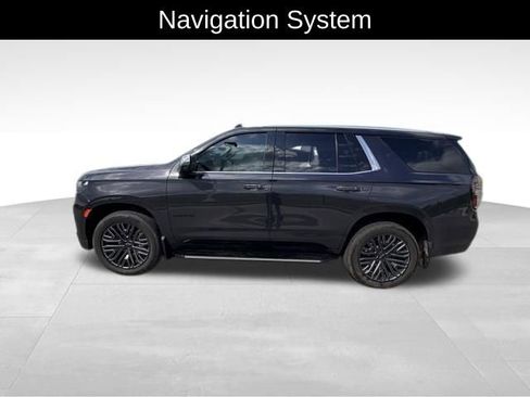 Used 2023 Chevrolet Tahoe Premier w/ Premium Package 2 AWD/4WD image 4