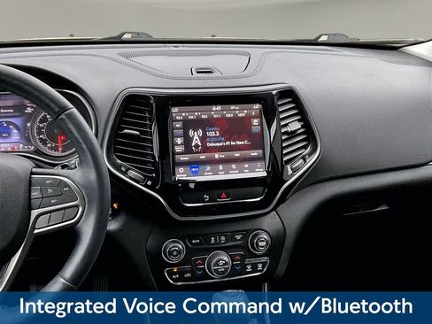 Used 2019 Jeep Cherokee Limited AWD/4WD image 12