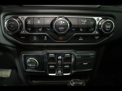 Used 2021 Jeep Wrangler Unlimited Willys image 23