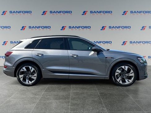 Used 2021 Audi e-tron Premium w/ Convenience Plus Package AWD/4WD image 6
