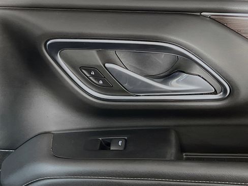 Used 2024 Chevrolet Tahoe LT image 32