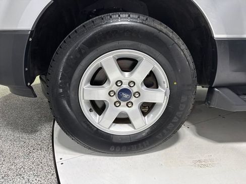 Used 2017 Ford Expedition EL XL w/ Equipment Group 101A AWD/4WD image 6