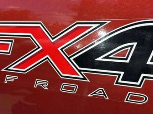Used 2014 Ford F150 FX4 w/ Equipment Group 402A Luxury AWD/4WD image 18