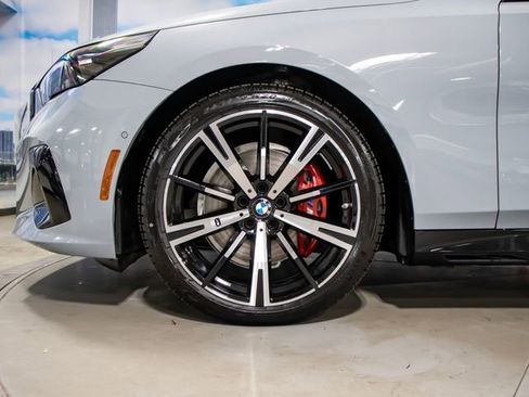 New 2027 BMW 530i xDrive AWD/4WD image 7