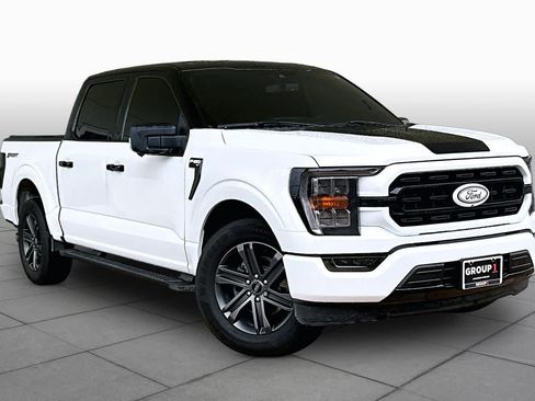 Used 2021 Ford F150 XLT w/ Equipment Group 302A High RWD image 3