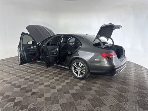 Used 2023 Mercedes-Benz E 350 4MATIC Sedan image 18