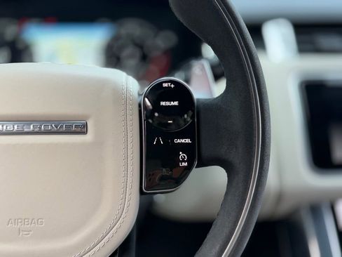Used 2022 Land Rover Range Rover Sport HST image 45