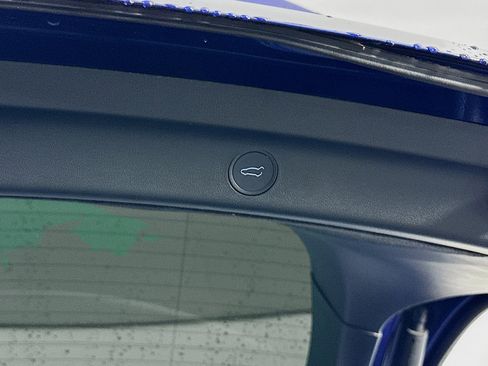 Used 2023 Tesla Model Y Long Range image 29