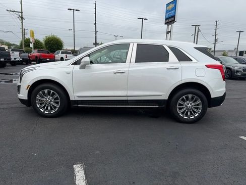 Certified 2018 Cadillac XT5 Luxury w/ Driver Awareness Package AWD/4WD image 4