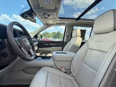 Used 2023 GMC Yukon Denali w/ Max Trailering Package AWD/4WD image 24