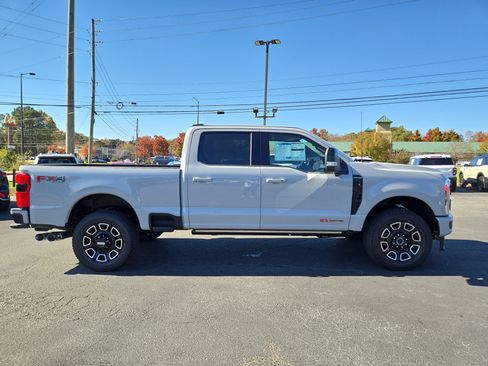New 2026 Ford F250 Platinum image 6