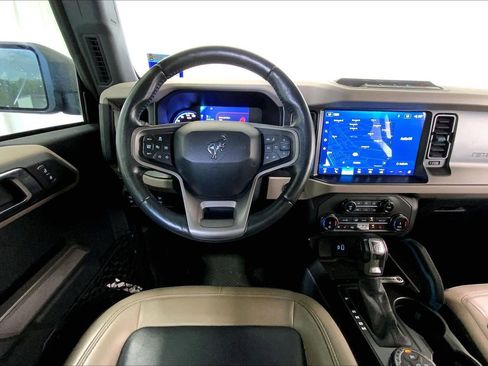 Used 2022 Ford Bronco Wildtrak AWD/4WD image 14