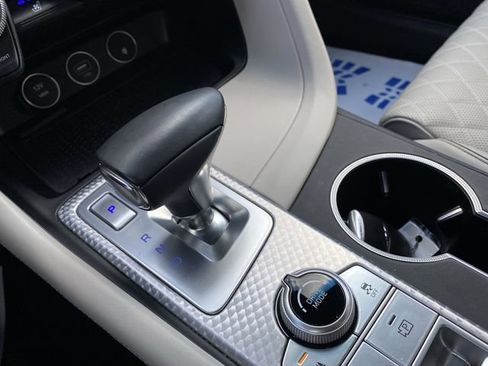 Used 2023 Genesis G70 3.3T w/ Sport Prestige Package image 23