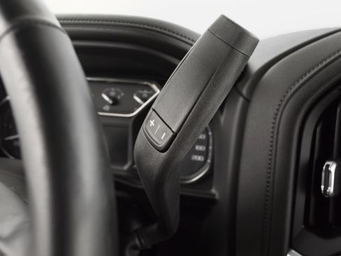 Used 2020 GMC Sierra 2500 SLE w/ SLE Value Package; image 19