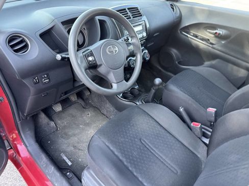 Used 2008 Scion xD image 11