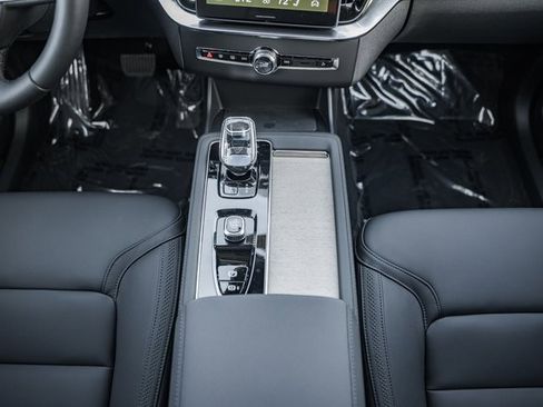 New 2026 Volvo XC90 B6 Plus image 26