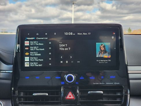 Used 2022 Hyundai Ioniq Limited image 10