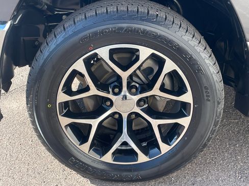 Used 2019 RAM 1500 Big Horn image 24