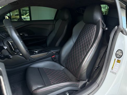 Used 2017 Audi R8 V10 plus AWD/4WD image 29